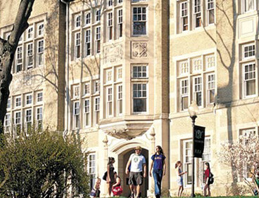 4 Perfect Activities for Parents Visiting Thiel College This Semester