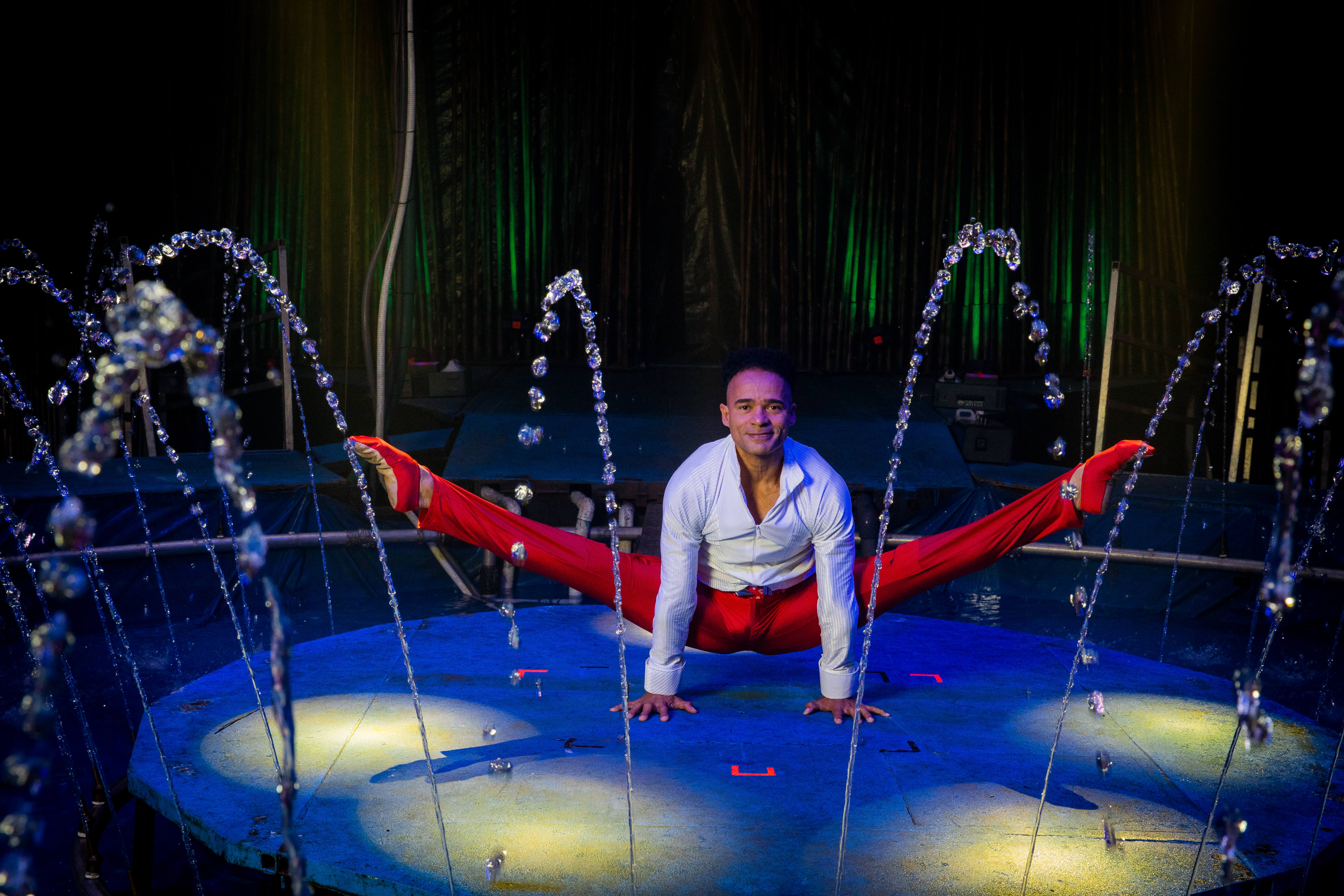 Traveling Water Circus returns to the Grove City Premium Outlet Mall in Mercer County, PA